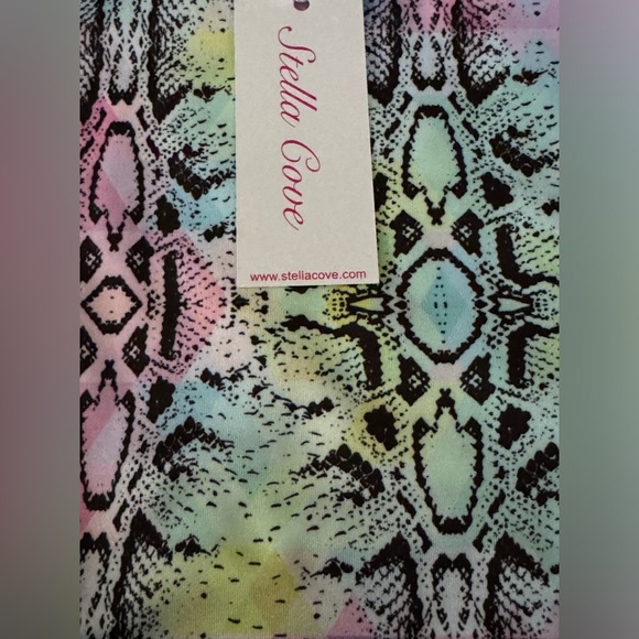 NWT and in Plastic Girls Stella Cove 4 Yrs Pastel Reptile Print Swimsuit - Picture 2 of 6